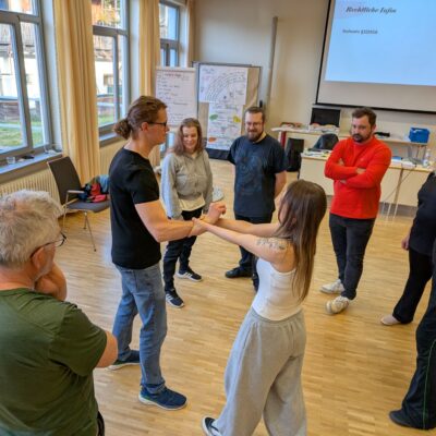 Gruppenarbeit während der GemJa Tagung mit allen Teilnehmenden
