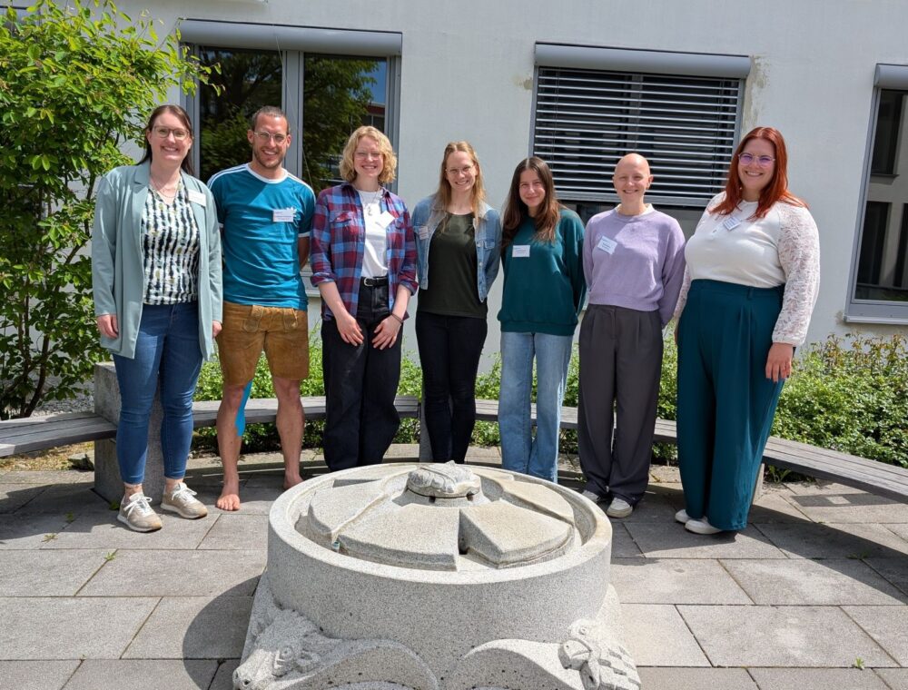 Gruppenbild der Teilnehmenden an dem Treffen der pädagogischen Mitarbeiter:innen