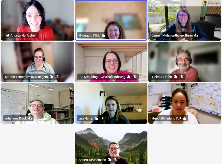 Screenshot aller Teilnehmenden beim Online-Datenschutzworkshop
