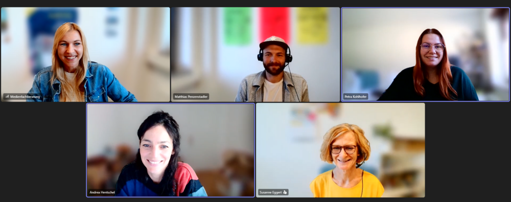 Screenshot von der Teamssitzung von den Medienfachberatern und der Geschäftsführerin Andrea Hentschel und Susanne Eggert vom JFF